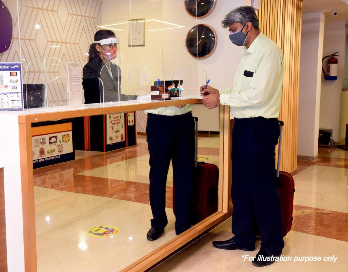 SPOT ON 61434 Sabri Barkat Hotel Roorkee Bagian luar foto