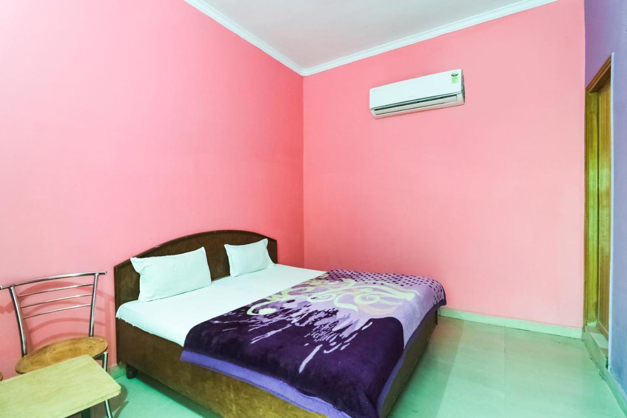 SPOT ON 61434 Sabri Barkat Hotel Roorkee Bagian luar foto