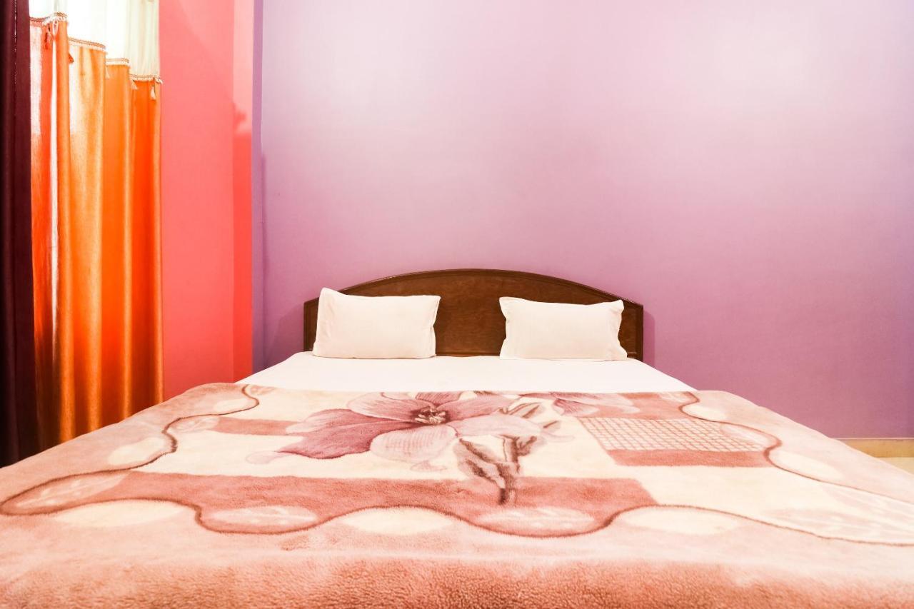 SPOT ON 61434 Sabri Barkat Hotel Roorkee Bagian luar foto
