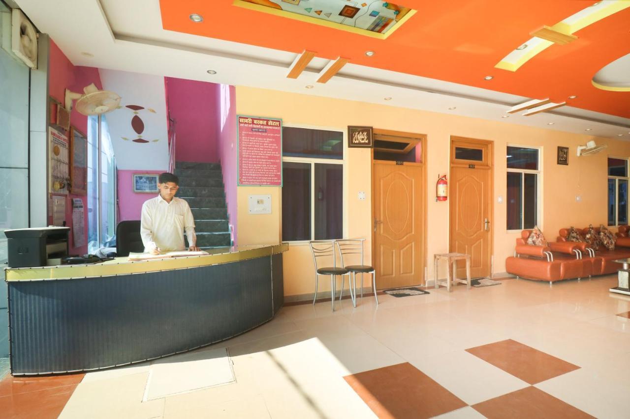 SPOT ON 61434 Sabri Barkat Hotel Roorkee Bagian luar foto