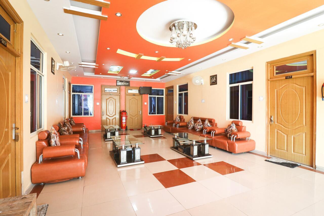 SPOT ON 61434 Sabri Barkat Hotel Roorkee Bagian luar foto