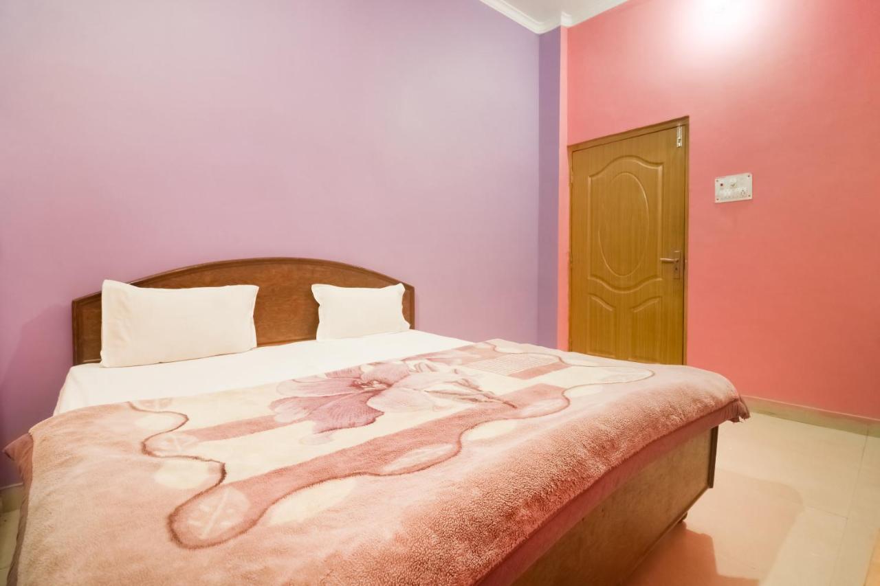 SPOT ON 61434 Sabri Barkat Hotel Roorkee Bagian luar foto